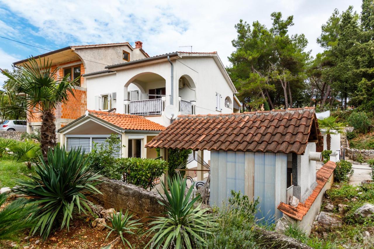 Apartmani Mili Malinska Dış mekan fotoğraf