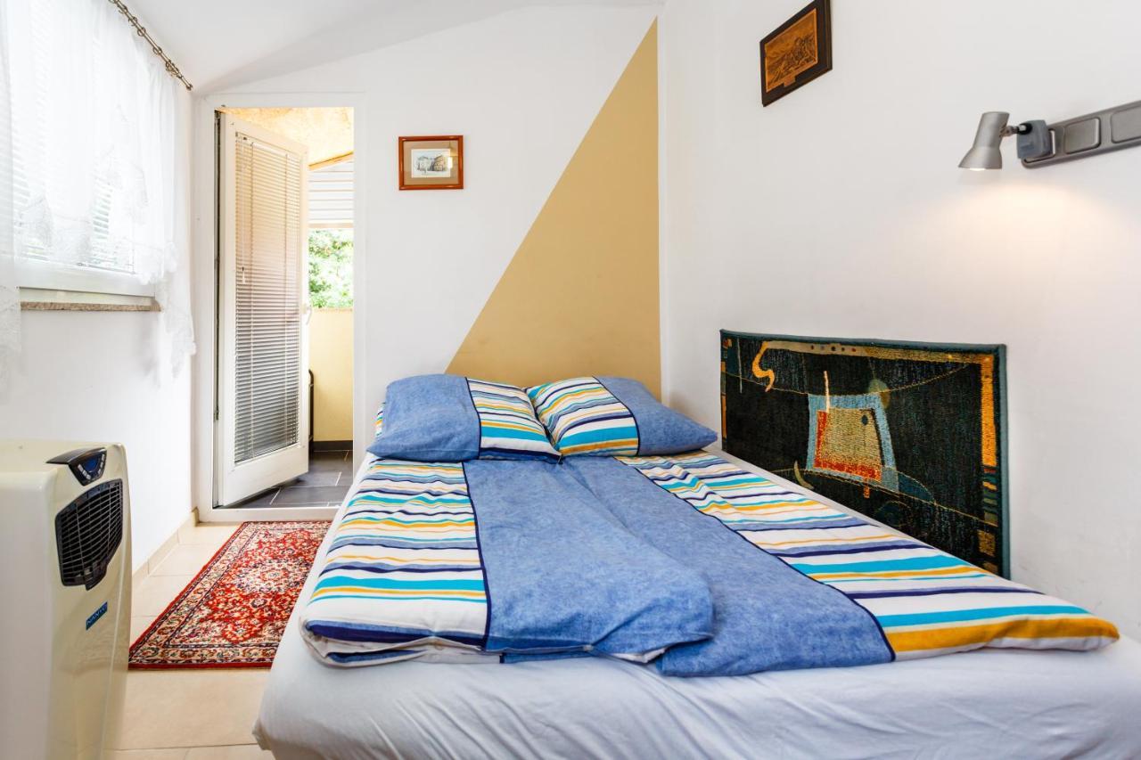 Apartmani Mili Malinska Dış mekan fotoğraf
