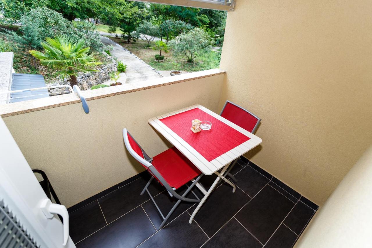 Apartmani Mili Malinska Dış mekan fotoğraf